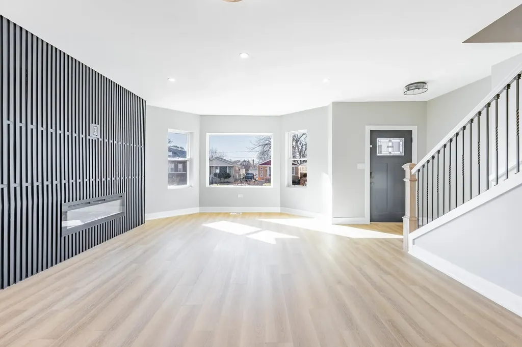7505 South Wolcott Avenue Chicago IL 60620