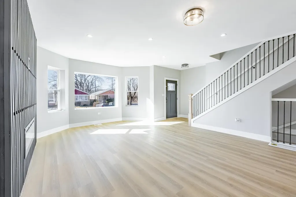 7505 South Wolcott Avenue Chicago IL 60620