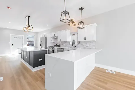 7505 South Wolcott Avenue Chicago IL 60620