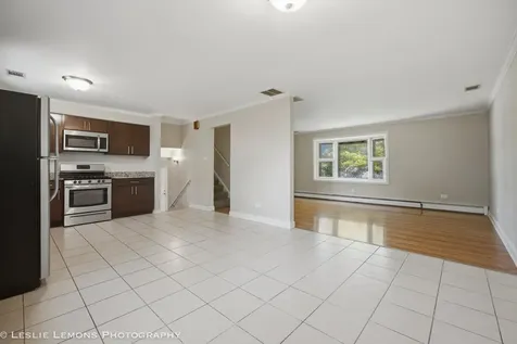 7907 West 89th Street Hickory Hills IL 60457