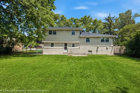 7907 West 89th Street Hickory Hills IL 60457