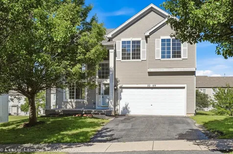2269 Grand Pointe Trail Aurora IL 60503