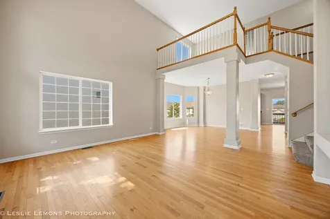 2269 Grand Pointe Trail Aurora IL 60503