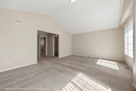 2269 Grand Pointe Trail Aurora IL 60503
