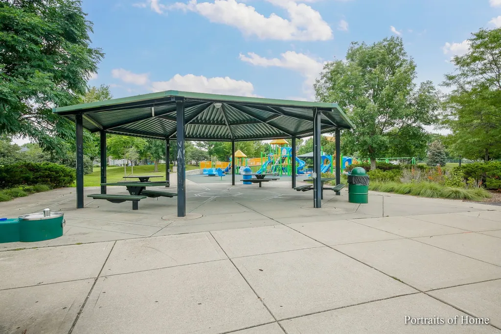 742 Genesee Drive Naperville IL 60563
