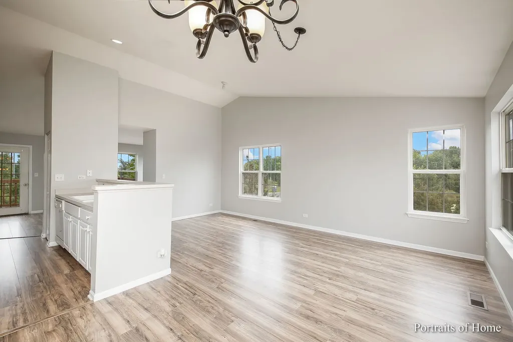 742 Genesee Drive Naperville IL 60563