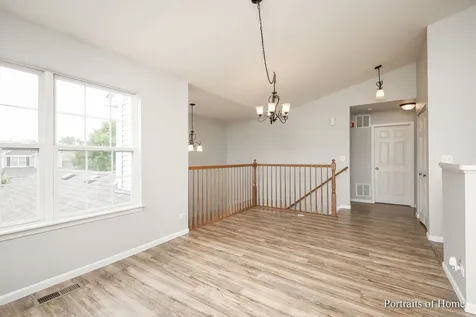 742 Genesee Drive Naperville IL 60563