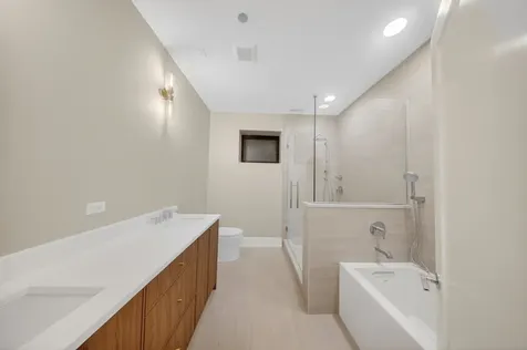 1406 West Cuyler Avenue Chicago IL 60613