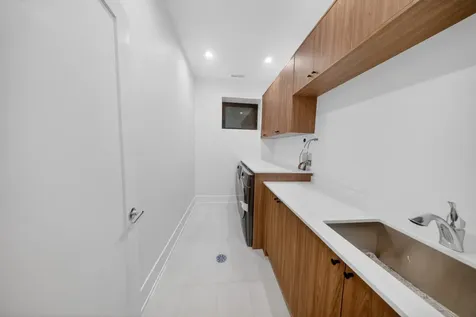 1406 West Cuyler Avenue Chicago IL 60613