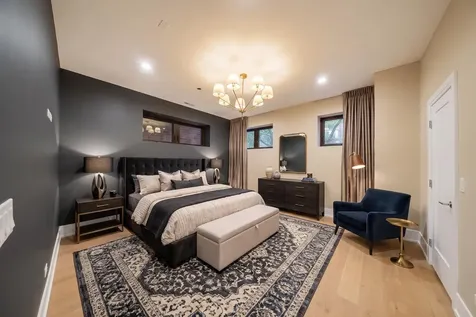 1406 West Cuyler Avenue Chicago IL 60613