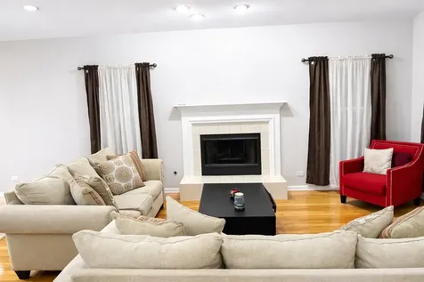 67 North Bridge View Street Palatine IL 60067