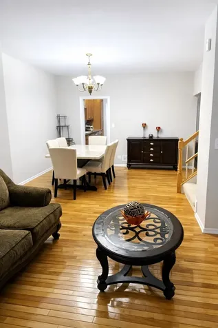 67 North Bridge View Street Palatine IL 60067