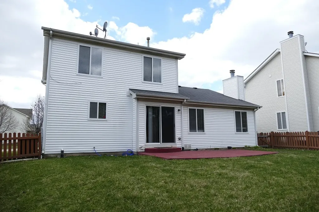 2832 Skylane Drive Naperville IL 60564