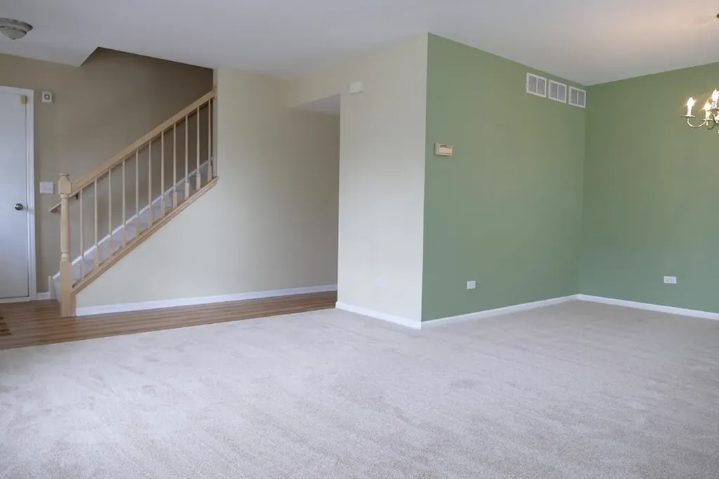 2832 Skylane Drive Naperville IL 60564