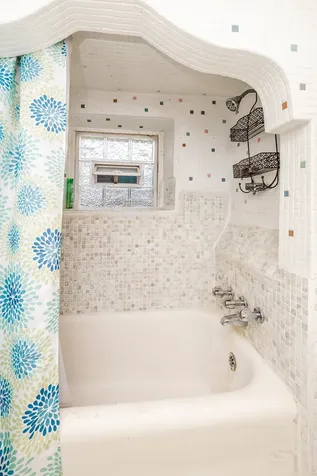 2559 North Parkside Avenue Chicago IL 60639