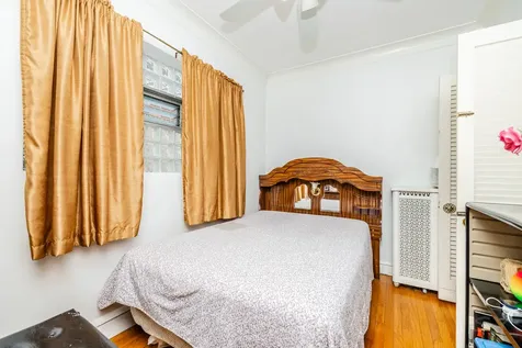 2559 North Parkside Avenue Chicago IL 60639