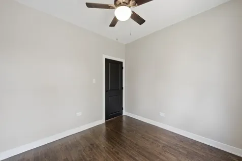 6828 South Champlain Avenue Chicago IL 60637