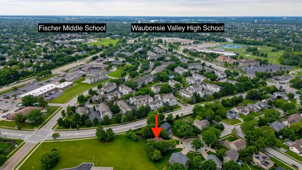 615 Chester Court E Aurora IL 60504