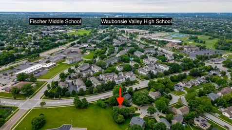 615 Chester Court E Aurora IL 60504