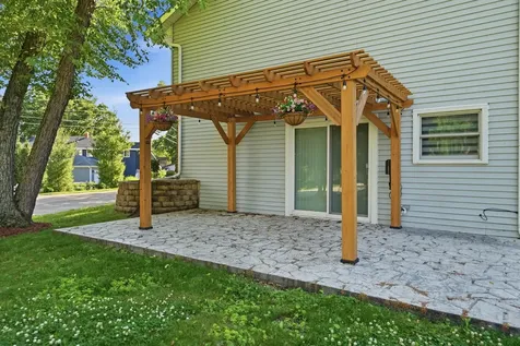 136 Edgewater Drive Crystal Lake IL 60014
