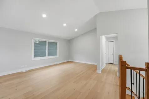 136 Edgewater Drive Crystal Lake IL 60014