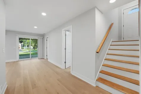 136 Edgewater Drive Crystal Lake IL 60014