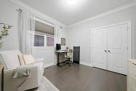 2341 West Roscoe Street Chicago IL 60618