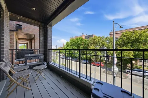 2341 West Roscoe Street Chicago IL 60618