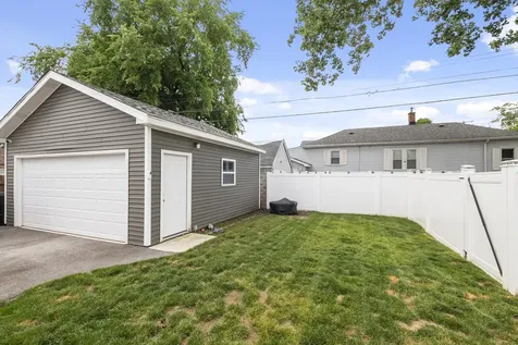 10904 South Kedzie Avenue Chicago IL 60655