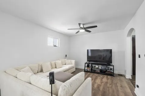 10904 South Kedzie Avenue Chicago IL 60655
