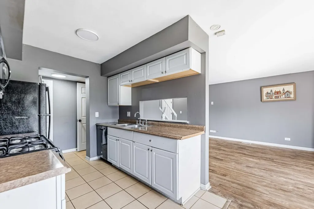 234 Dakota Court Bolingbrook IL 60440