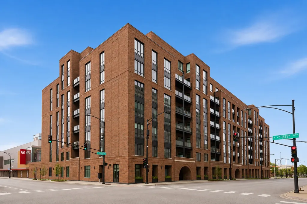 305 South Racine Avenue Chicago IL 60607