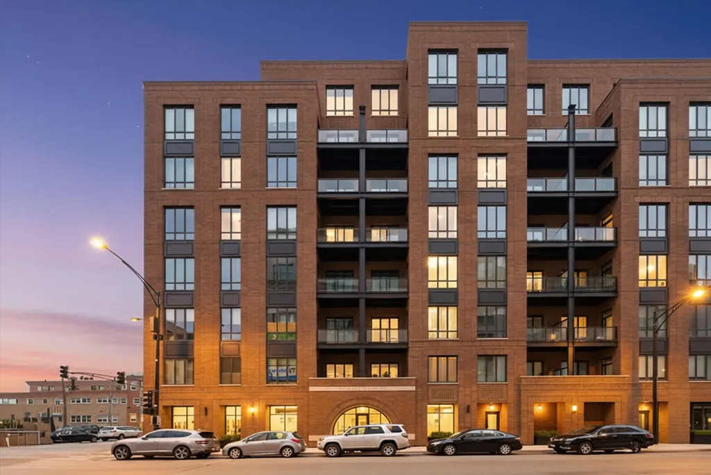 305 South Racine Avenue Chicago IL 60607