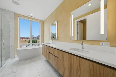 305 South Racine Avenue Chicago IL 60607