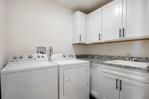 547 Branson Drive Batavia IL 60510