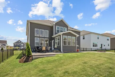 547 Branson Drive Batavia IL 60510