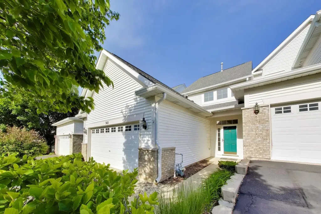 343 Hickory Lane South Elgin IL 60177