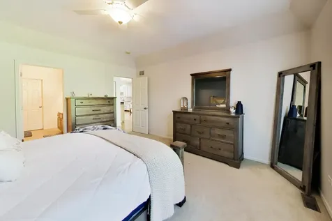 343 Hickory Lane South Elgin IL 60177