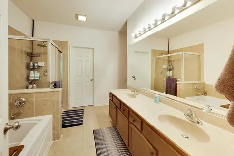 343 Hickory Lane South Elgin IL 60177