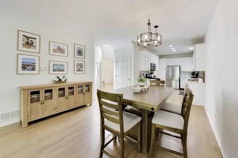 343 Hickory Lane South Elgin IL 60177