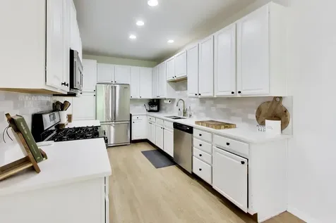 343 Hickory Lane South Elgin IL 60177