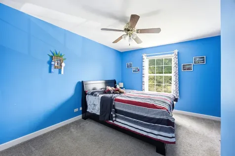 6061 Golfview Drive Gurnee IL 60031