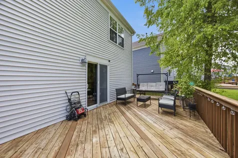 6061 Golfview Drive Gurnee IL 60031