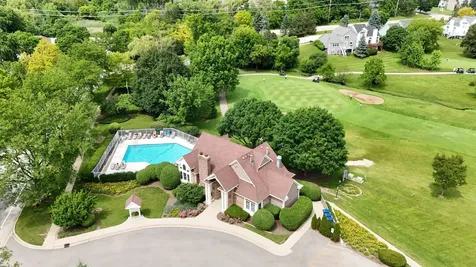 6061 Golfview Drive Gurnee IL 60031
