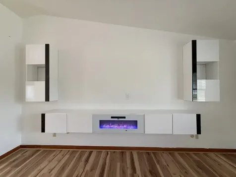 2957 10TH Street East Moline IL 61244