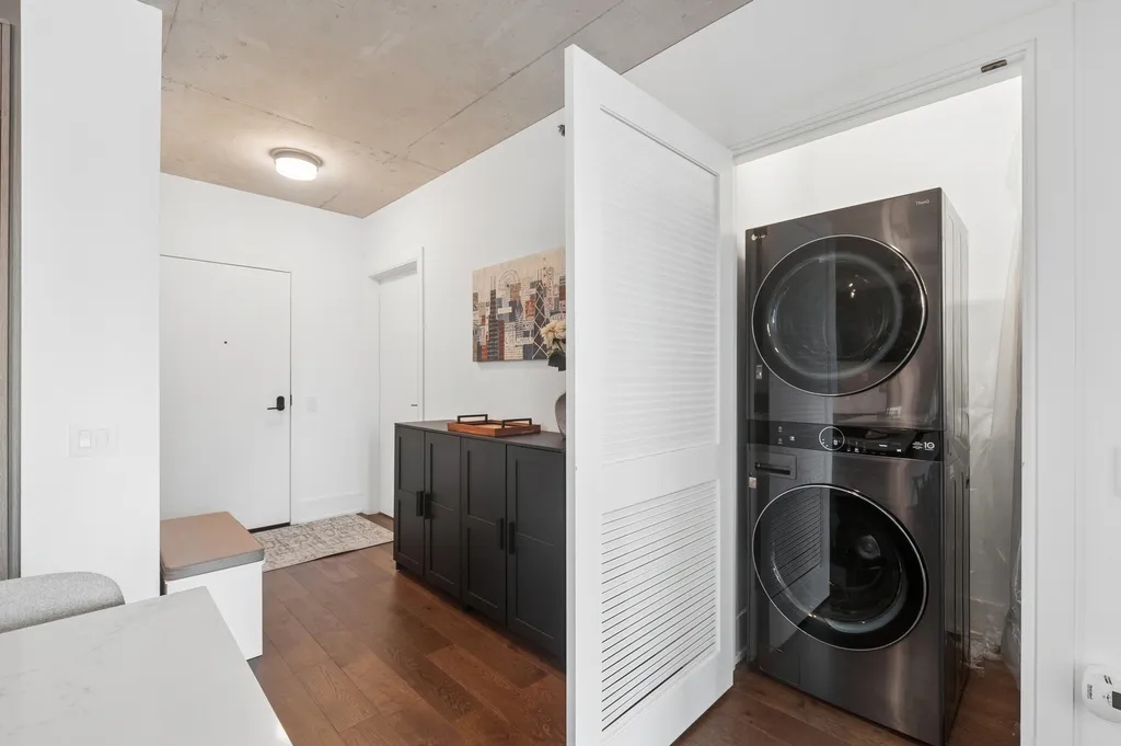 234 West Polk Street Chicago IL 60607