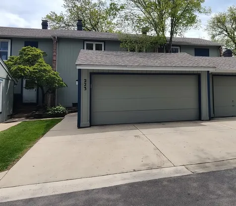 223 Willow Lane Bloomingdale IL 60108