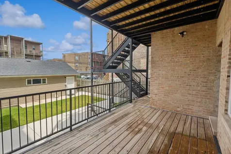 4528 South King Drive Chicago IL 60653