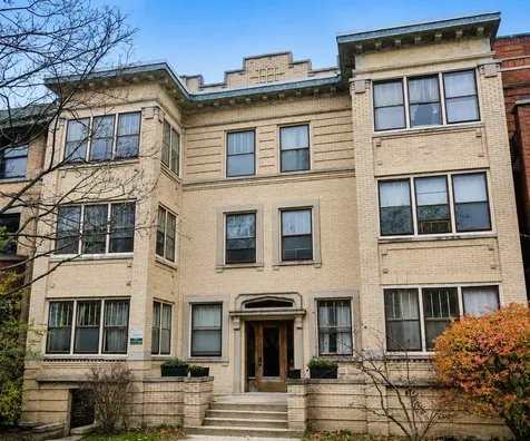 1053 West Columbia Avenue Chicago IL 60626