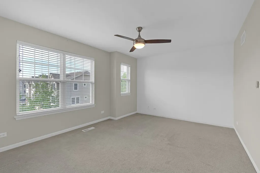 353 North Commerce Street Aurora IL 60504